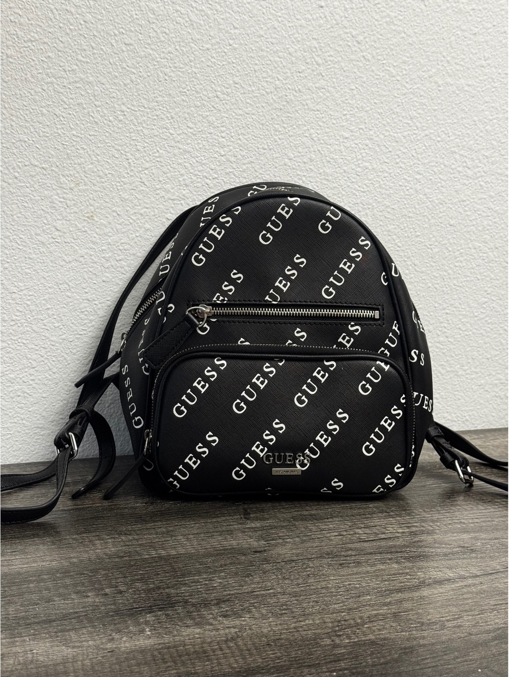 GUESS Los Angeles Black White Logo Mini Backpack Women’s Zip Bag